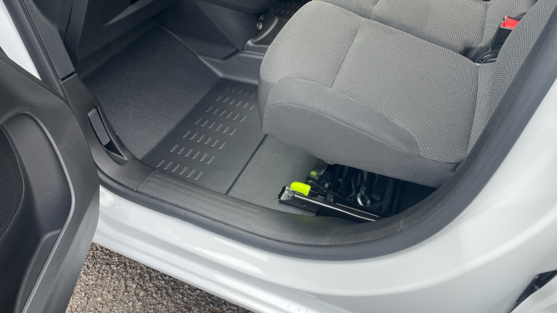 Vauxhall Combo Cargo Combo Diesel 1.5 Turbo D 100ps Pro H1 Van